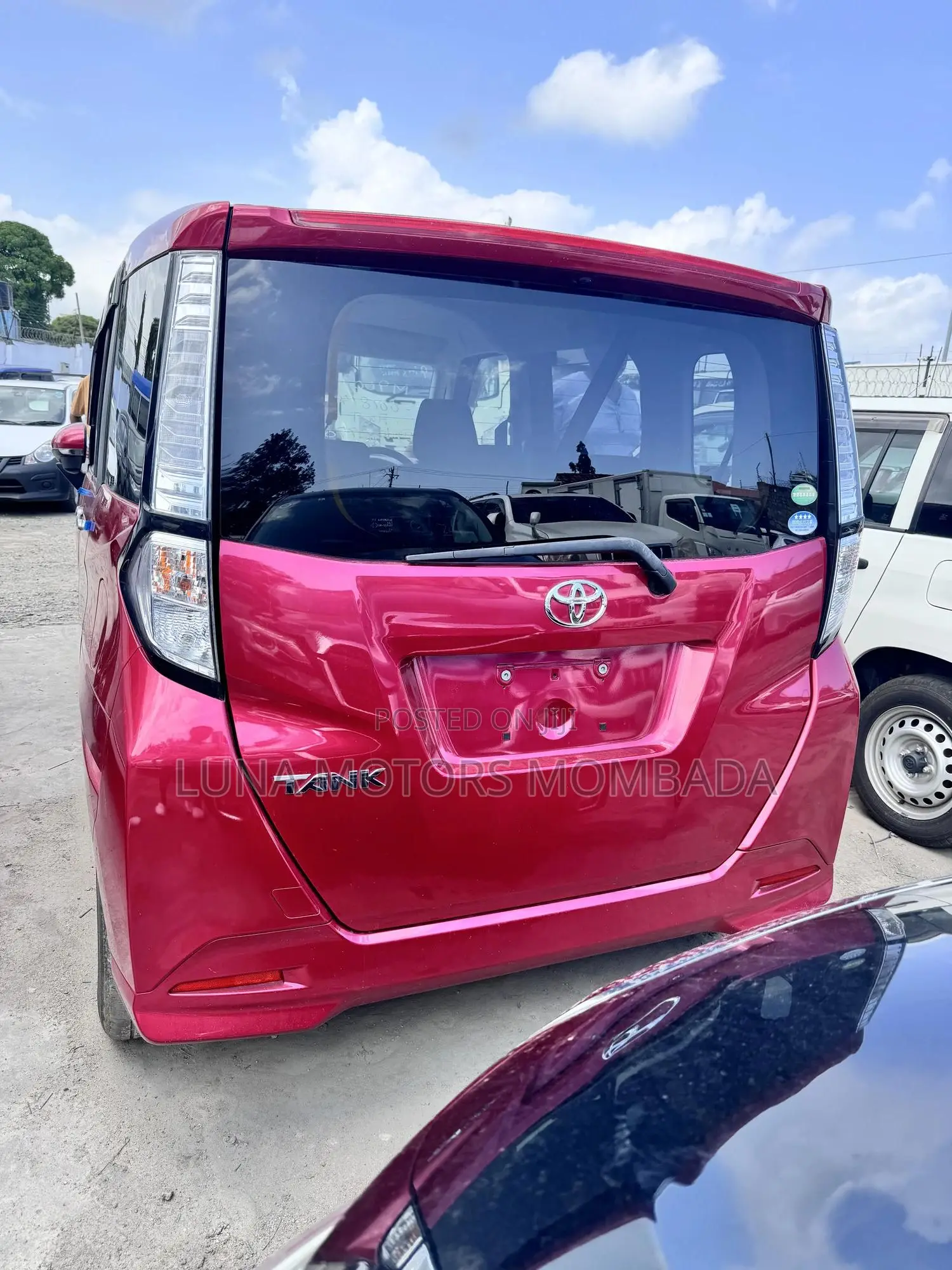 Toyota Tank 2018 Red