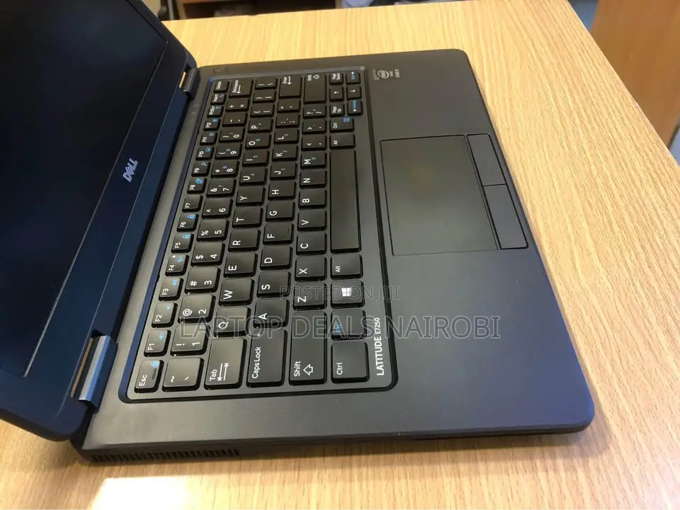 Laptop Dell Latitude 12 7250 8GB Intel Core I5 SSD 128GB