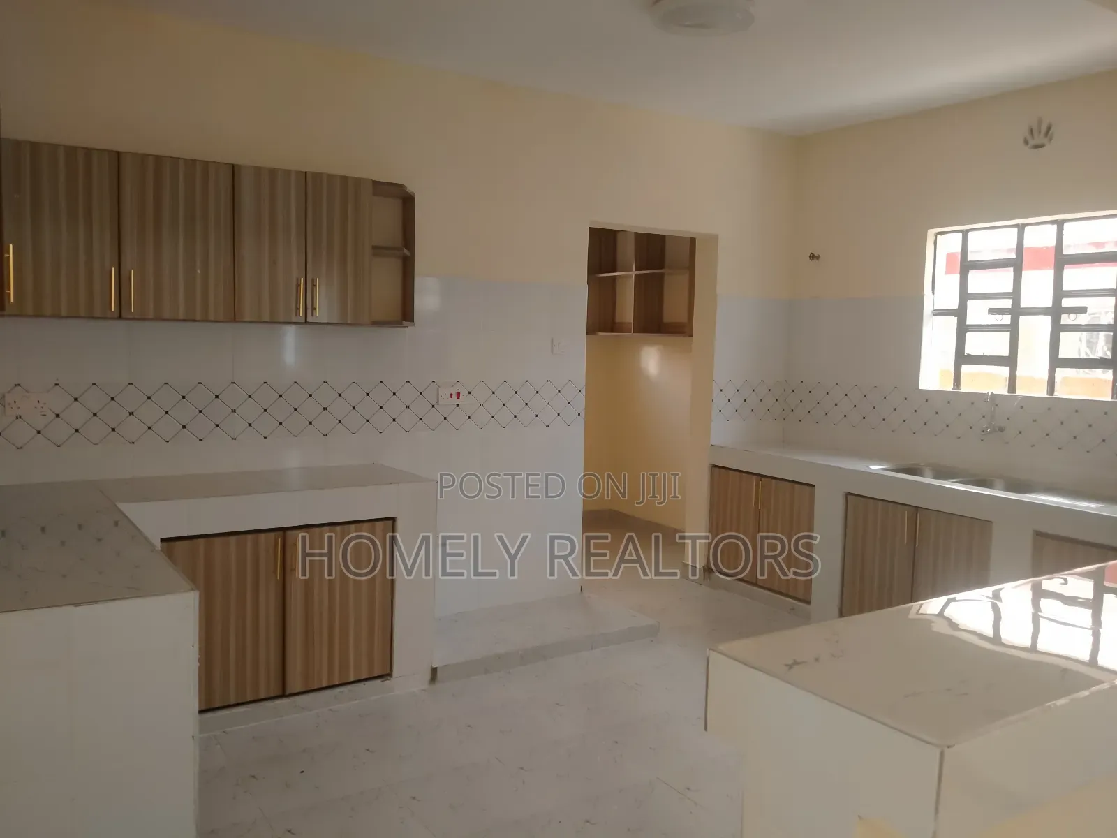 3bdrm Bungalow in Kiserian Gated for sale