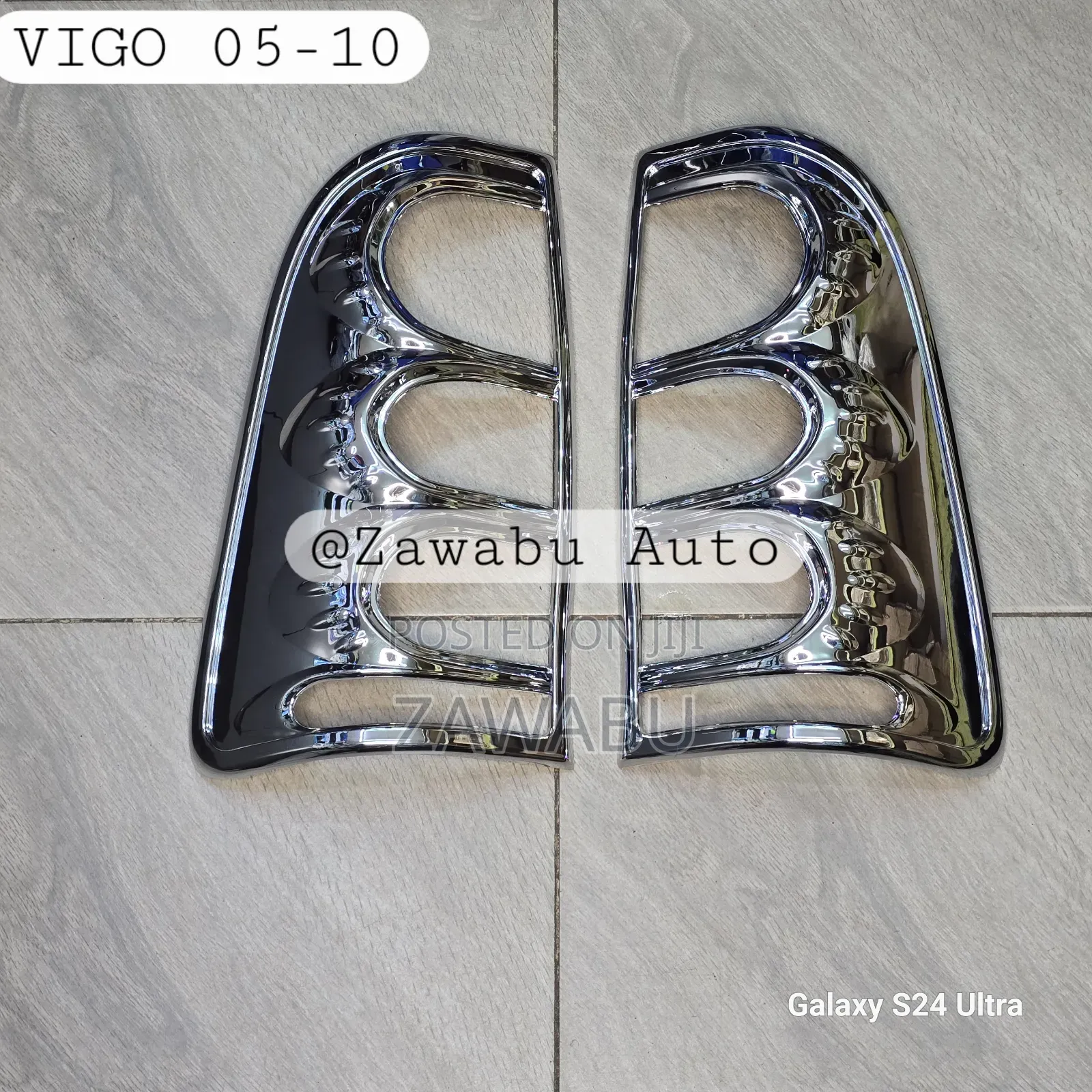 Taillight Chrome Vigo 05-11