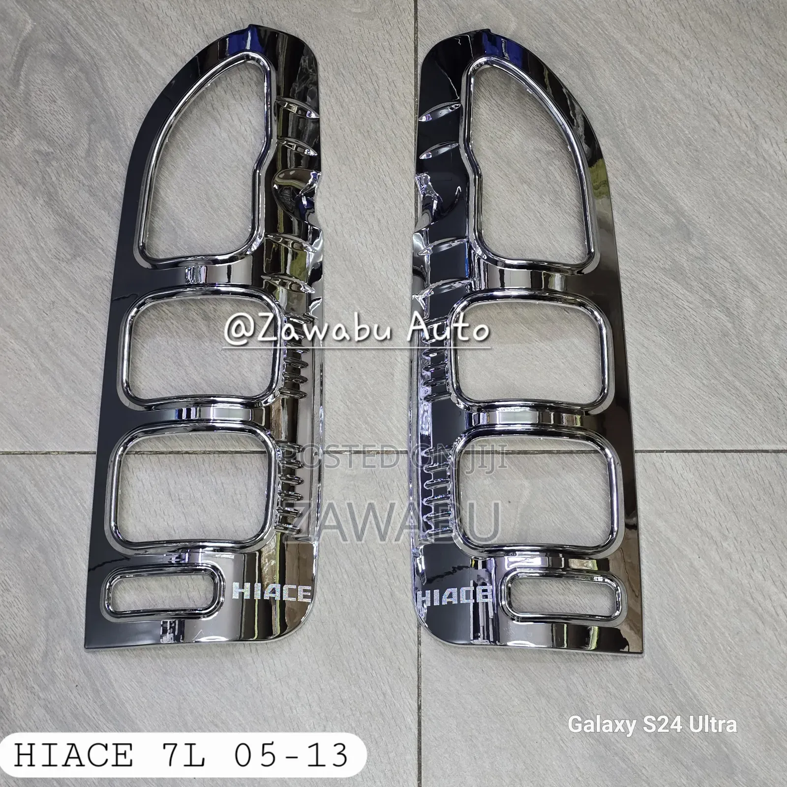 Taillight Chrome Toyota Hiace 2012