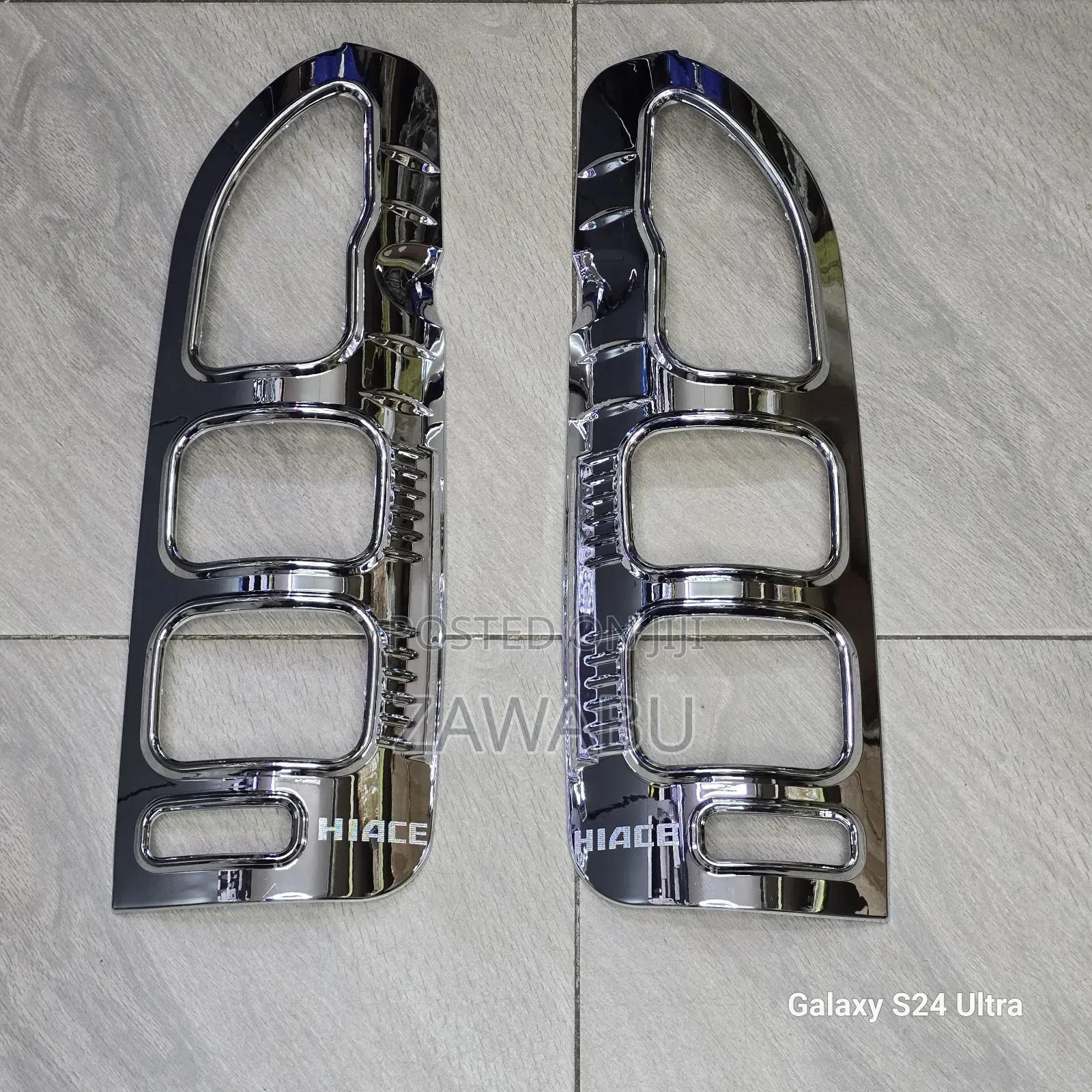 Taillight Chrome Toyota Hiace 2012