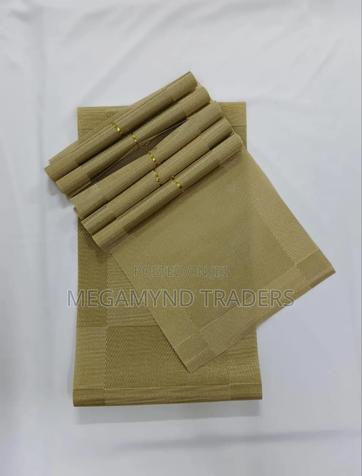 Table Mats and Runner/6pc Table Mats + 1pc Runner