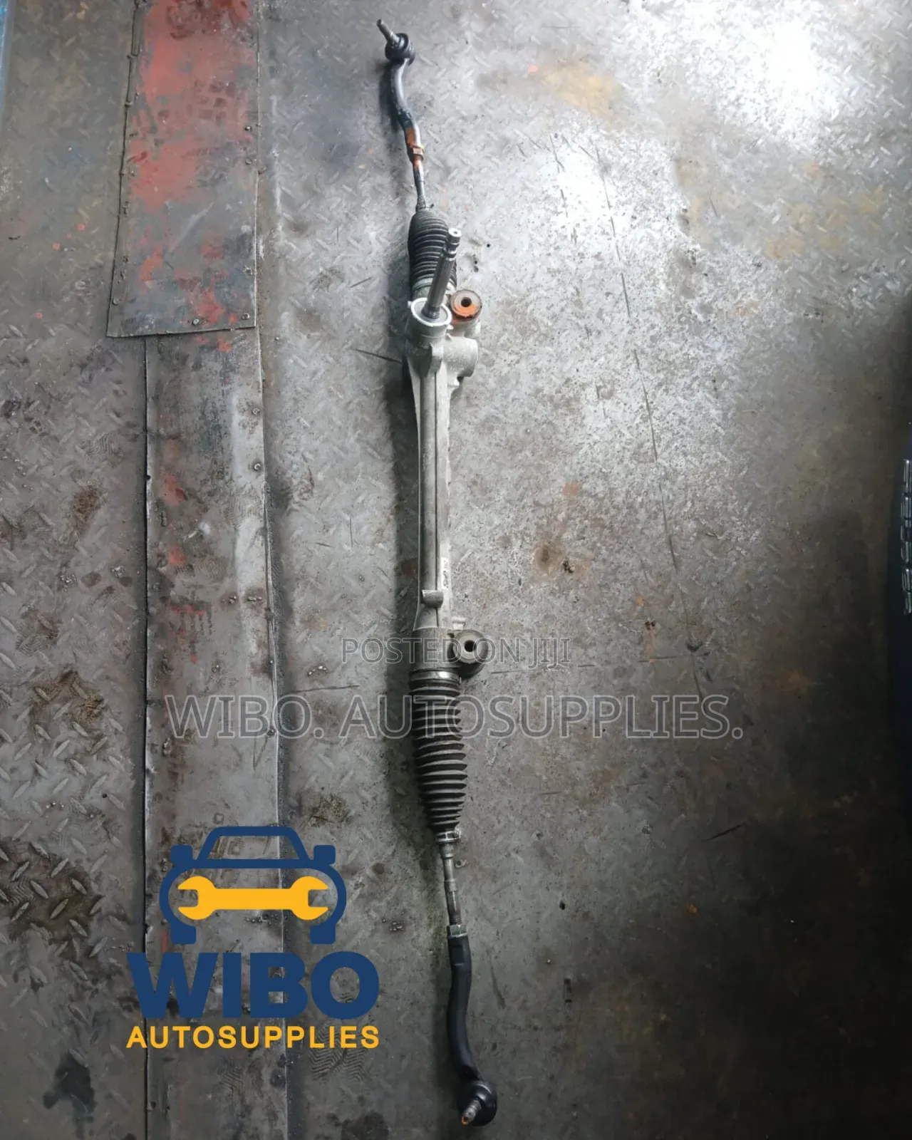 Toyota Vitz Jewela Steering Rack.