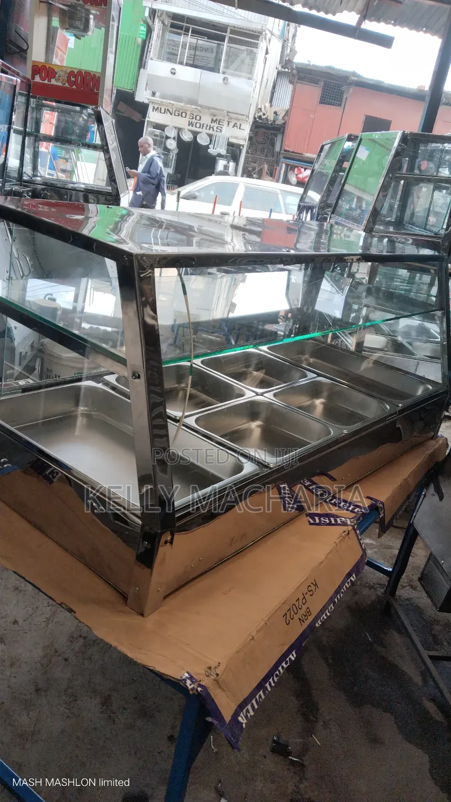 Commercial Sizes Food Warmers and Display/48