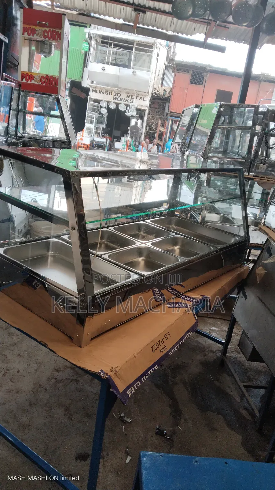 Commercial Sizes Food Warmers and Display/48