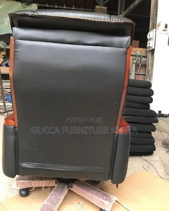 Office Chairs: Real Leather Directors Office Chair
