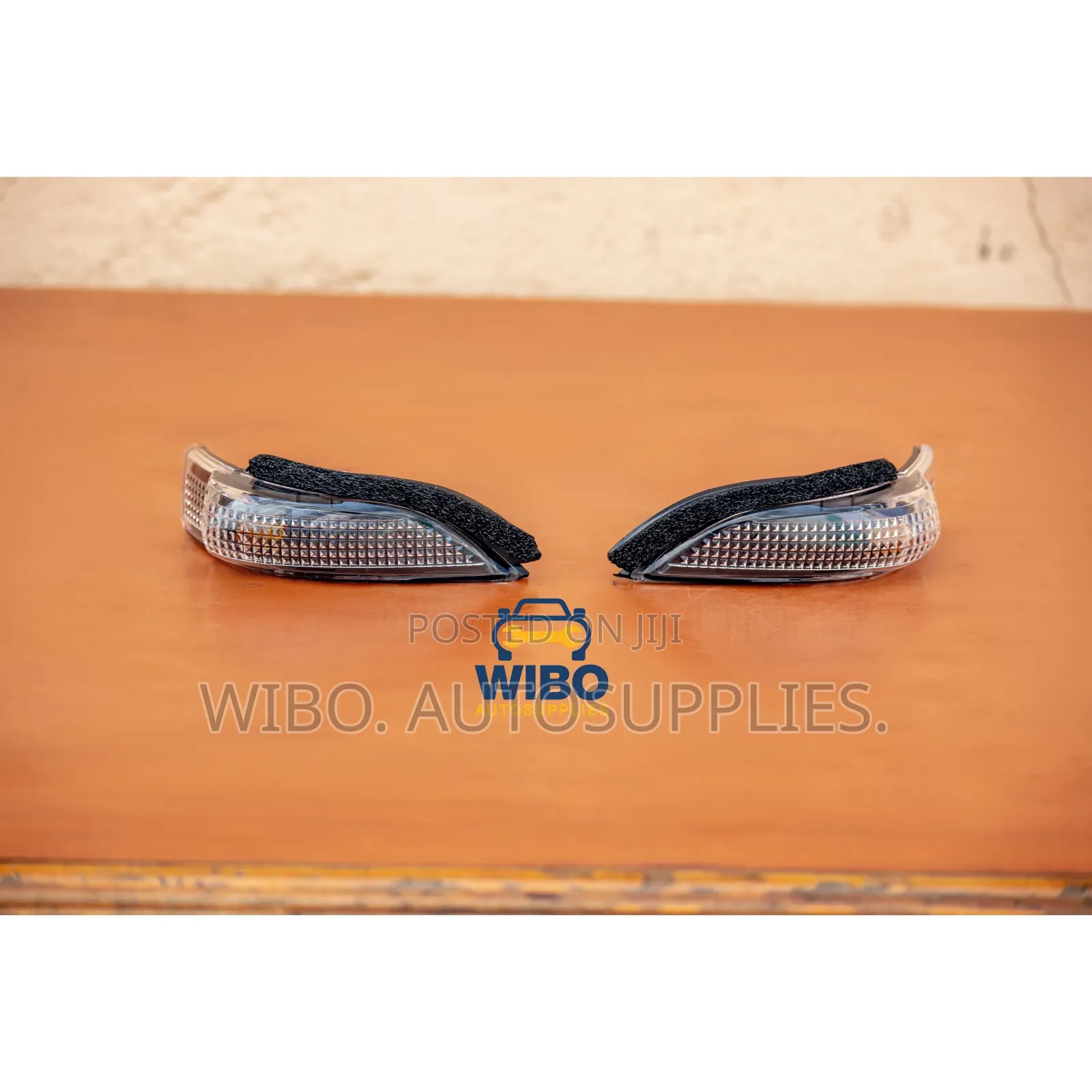 Toyota Fielder/Axio New Model Sidemirror Indicator Lights.