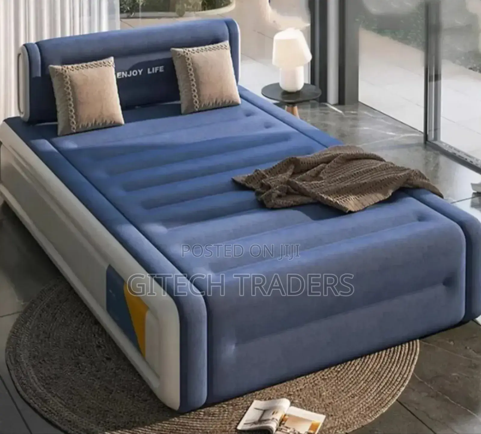 Double King-Size Inflatable Bed