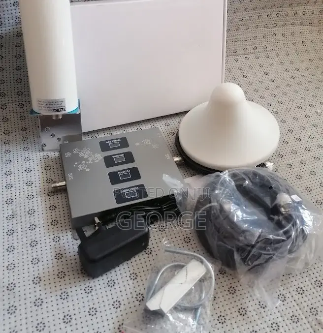 Premuim Mobile Booster 2g 3g 4g 5g Triband
