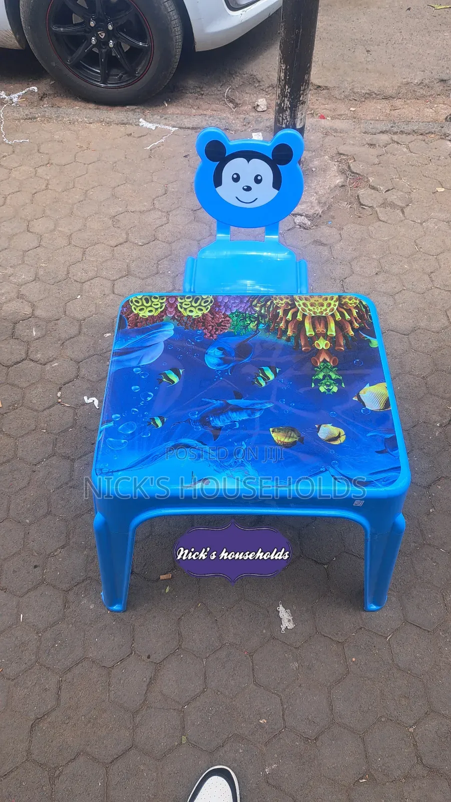 1 Plastic Chair With Plastic Table With Ocean Theme Set