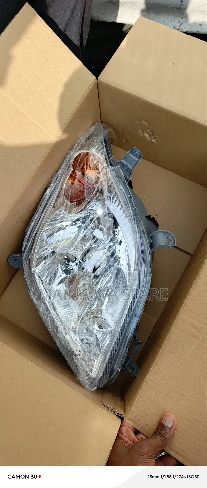 Toyota Ist Head Right