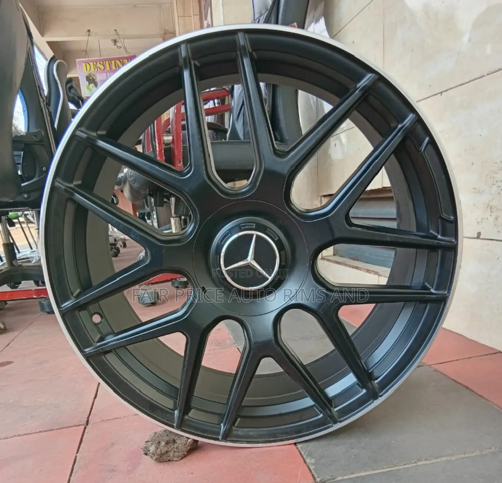 Size 20 Mercedes Benz, Volkswagen And Auri