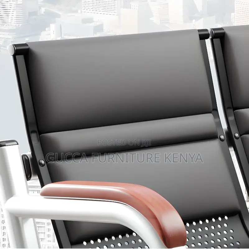 Sofas:5 Seats Simplistic Sofa Seating Group With Metal Frame