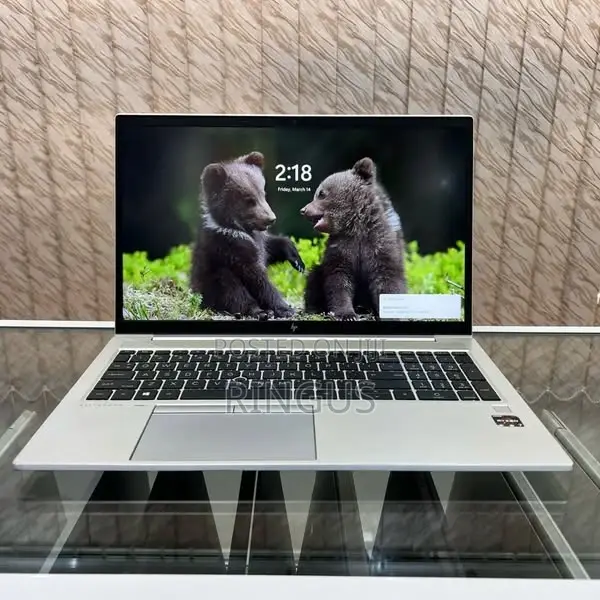 Laptop HP EliteBook 845 G7 16GB AMD Ryzen 7 SSD 256GB