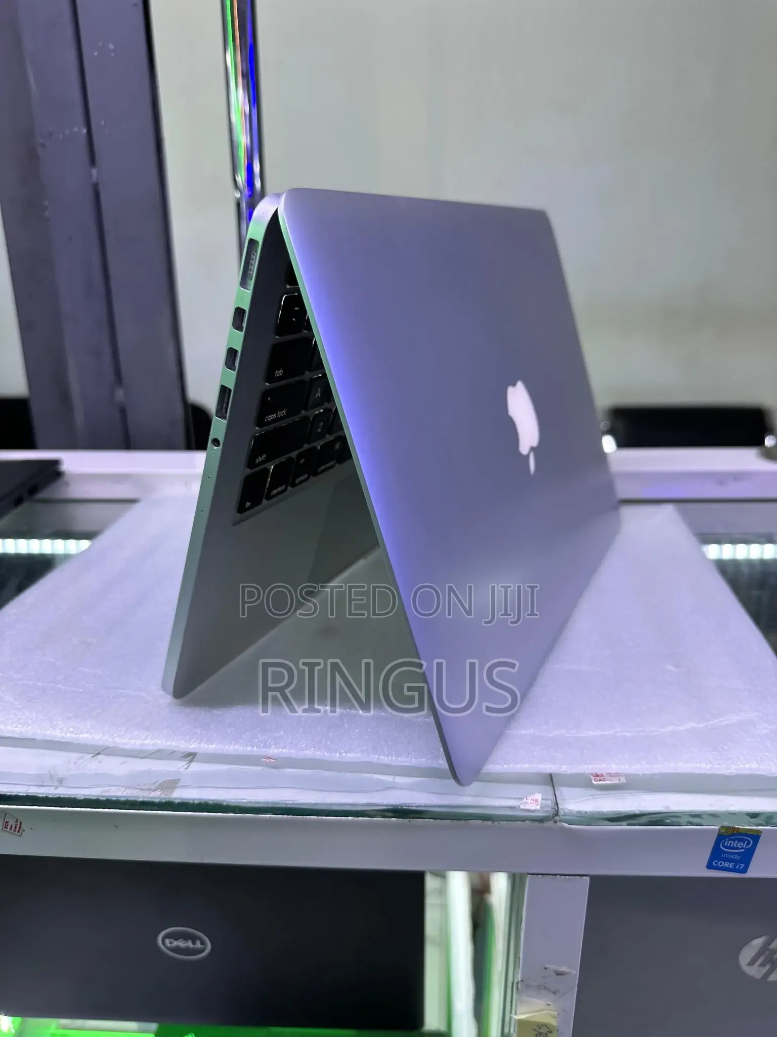 Laptop Apple MacBook Pro 2015 8GB Intel Core I5 SSD 256GB