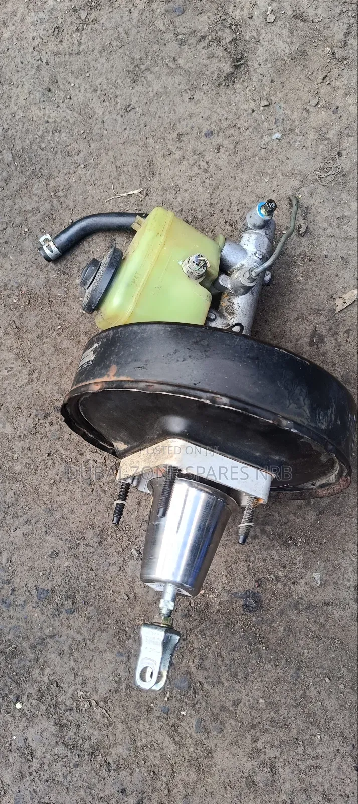 Master Cylinders, Boosters Hilux.