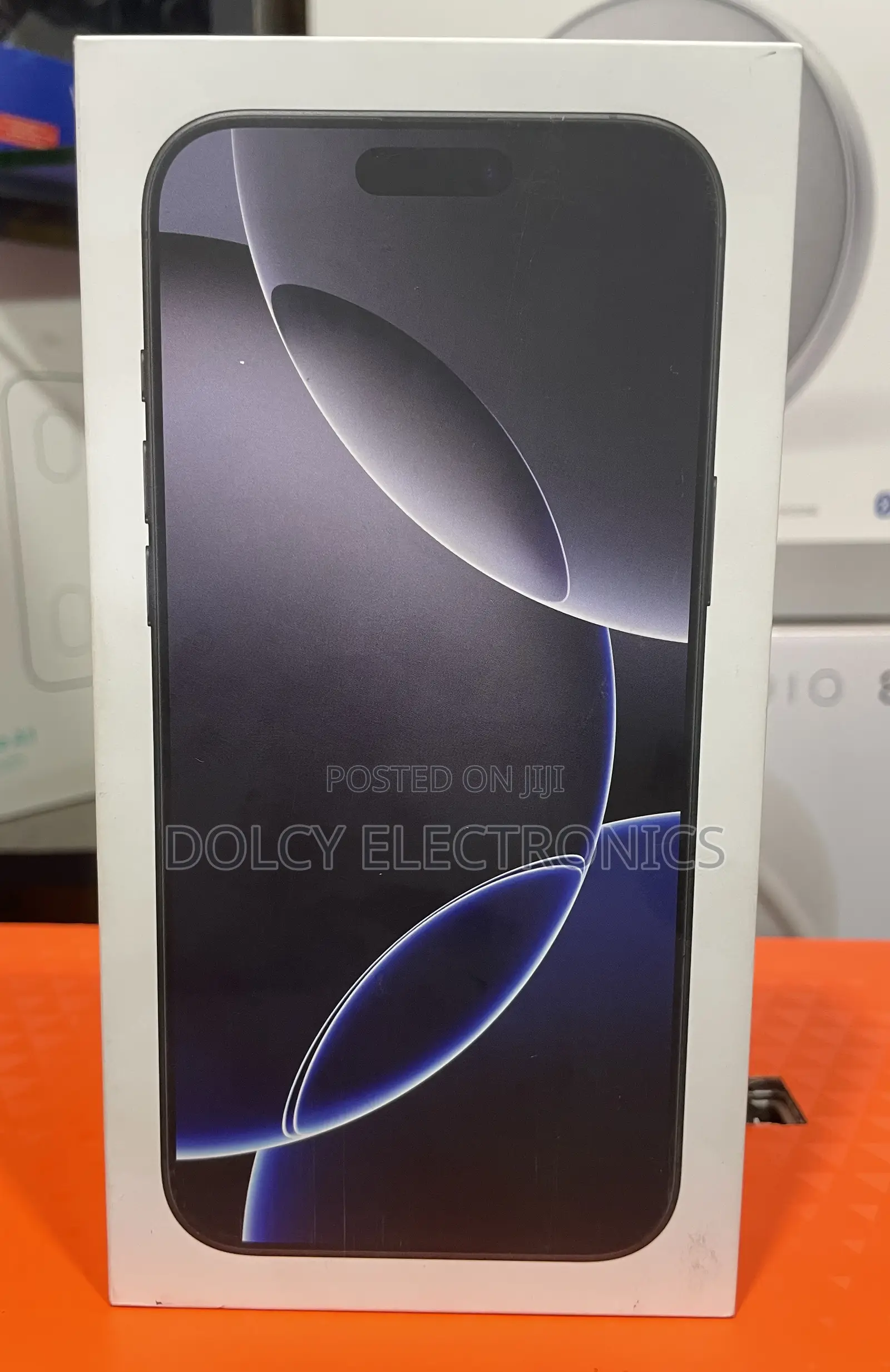 New Apple iPhone 16 Pro Max 1 TB Black