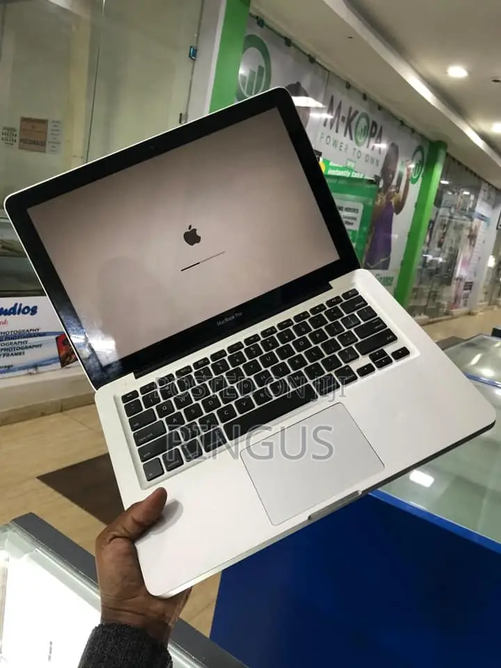 Laptop Apple MacBook Pro 2012 8GB Intel Core I5 SSD 256GB