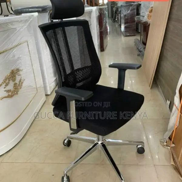 Office Chairs: Swivel Chair With Headrest for Home Office