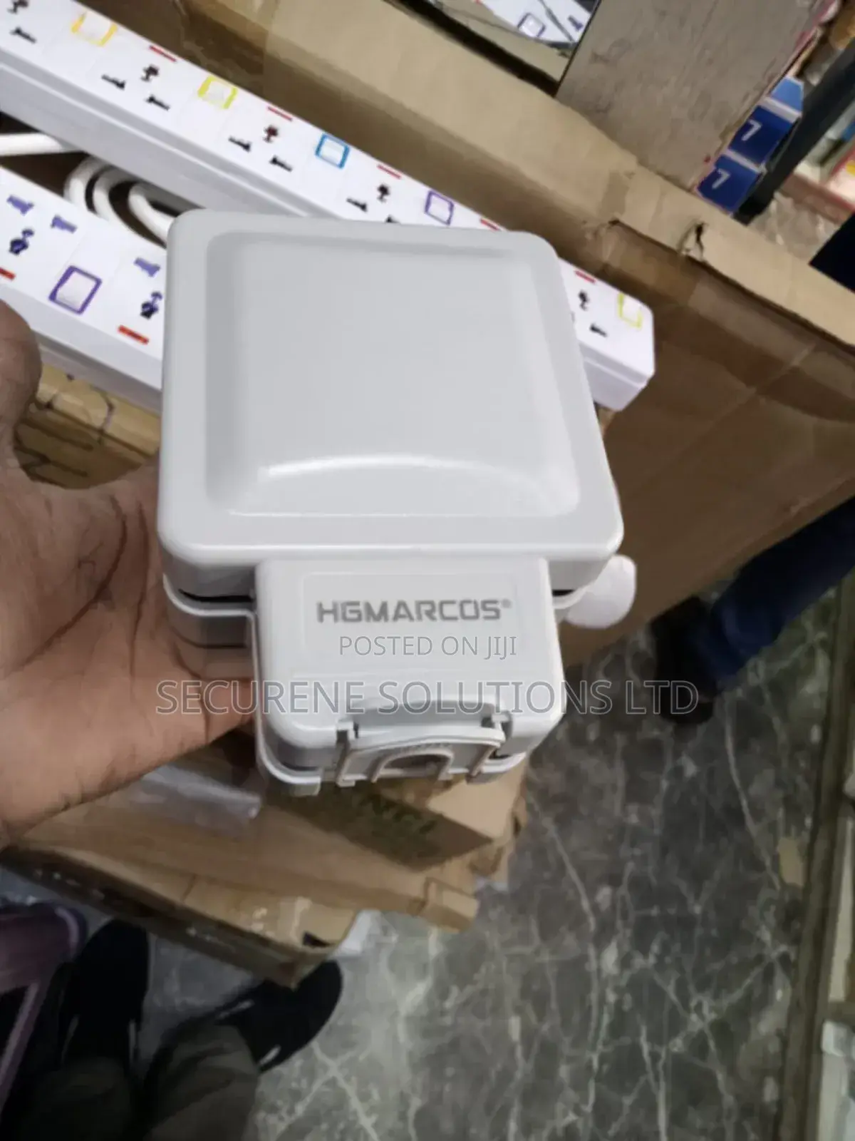 13 Amp 1-Gang Unswitched Socket,