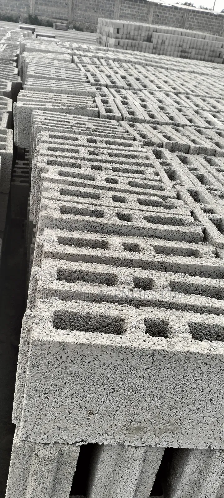 Concrete and Pumice Hollowblocks