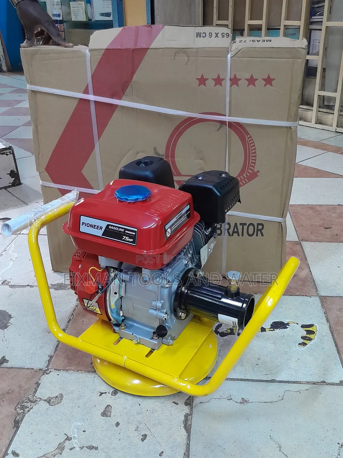 Pioneer Concrete Vibrator + Poker 7.5 Hp