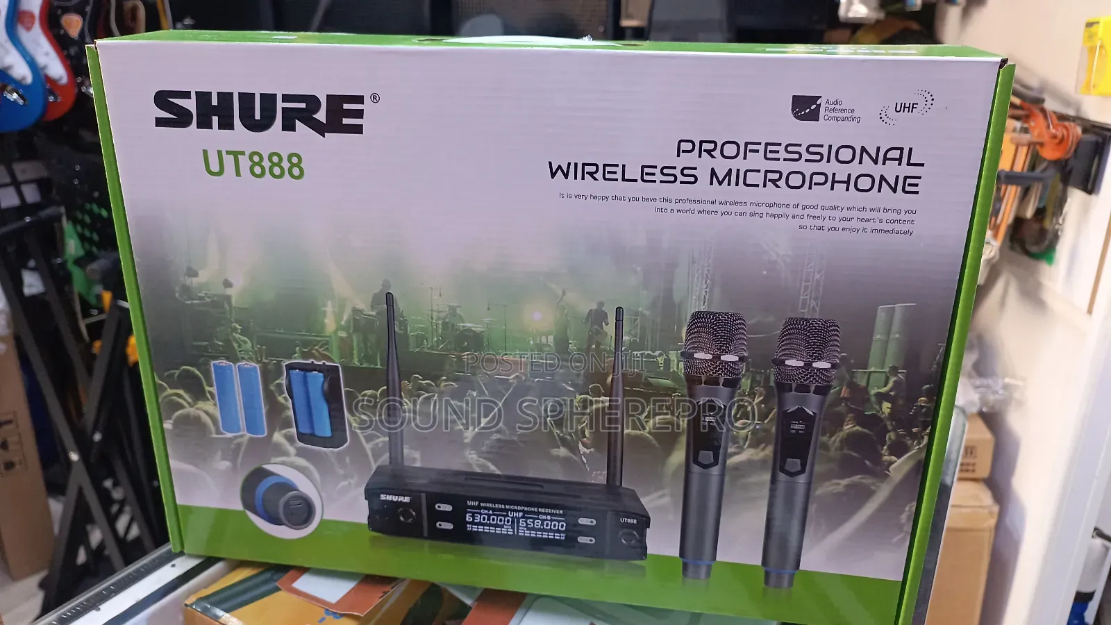 Shure Ut-888 2 Wireless Microphone With Rechargable Battery