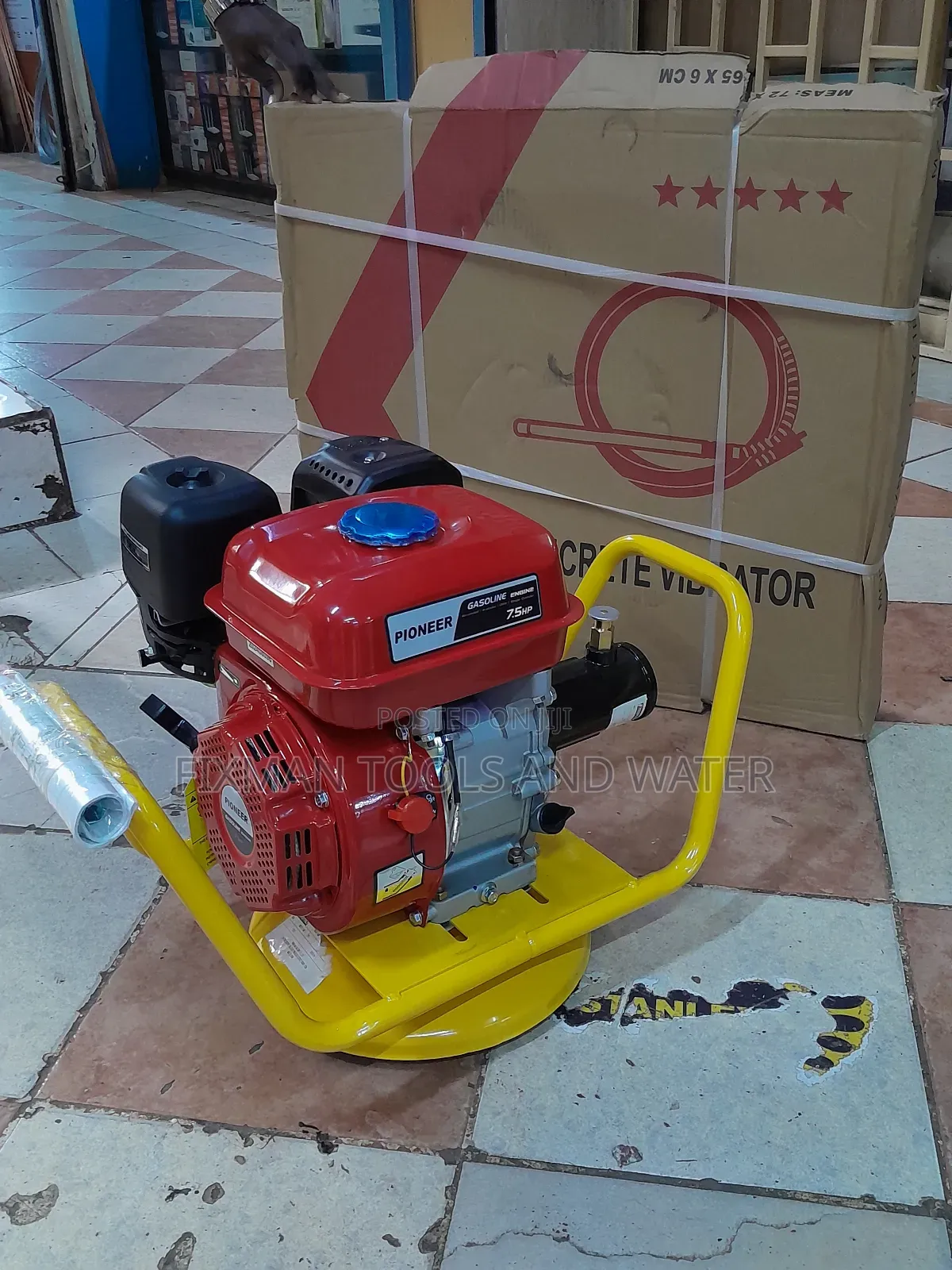 Powerful Pioneer 7.5hp Concrete Vibrator And Poker