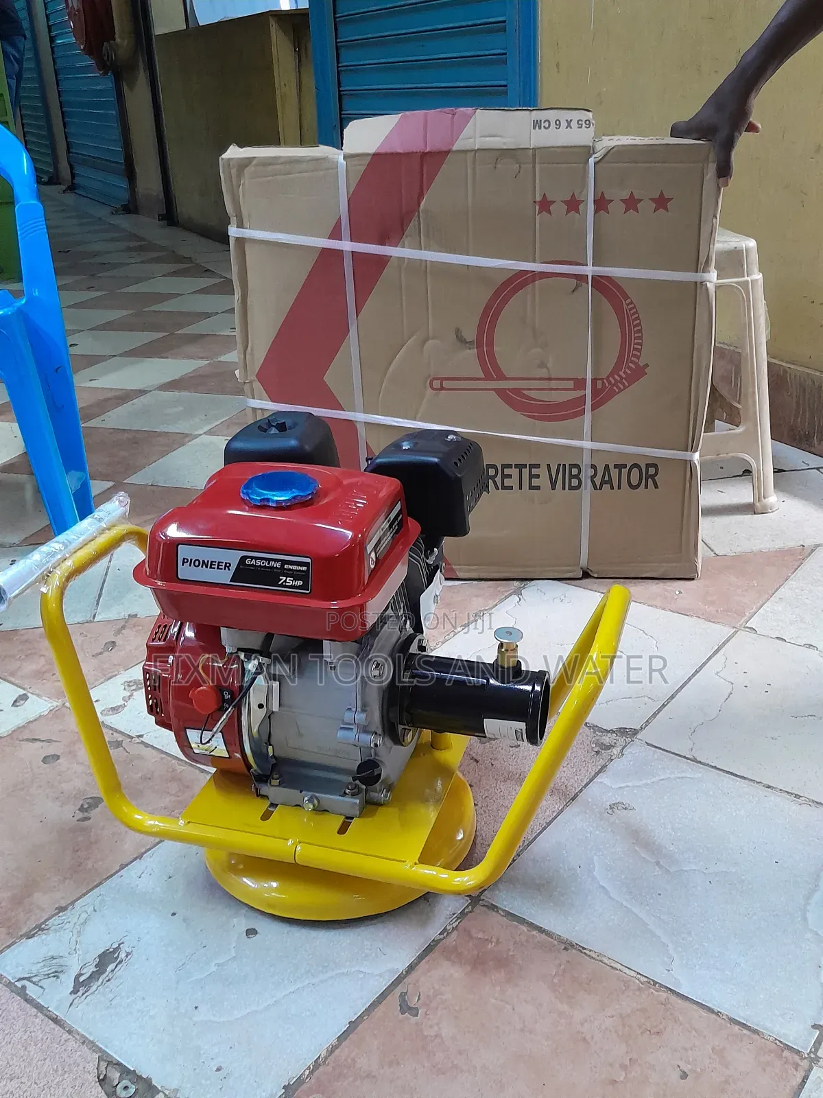 Commercial Concrete Vibrator Premier 7.5 Hp With Poker