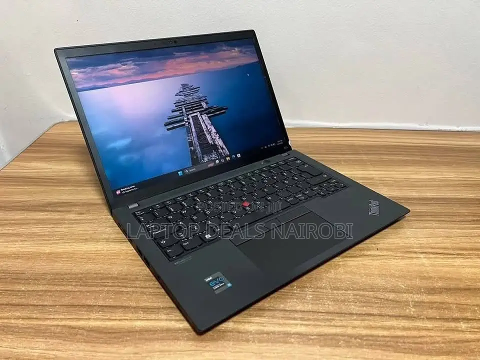 Laptop Lenovo ThinkPad X13 Gen 2 8GB Intel Core I5 SSD 512GB