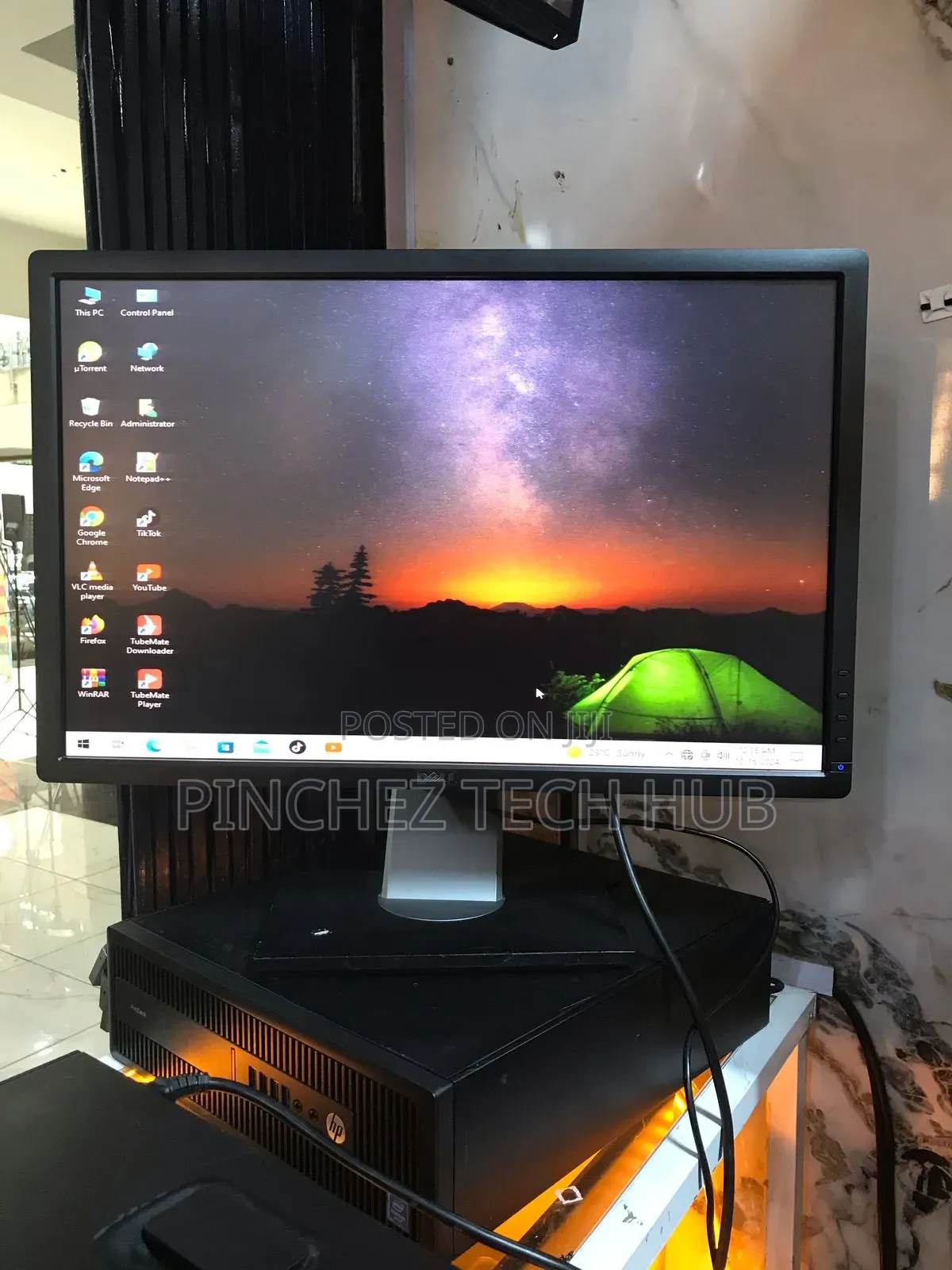 Dell 24 Inches Monitor