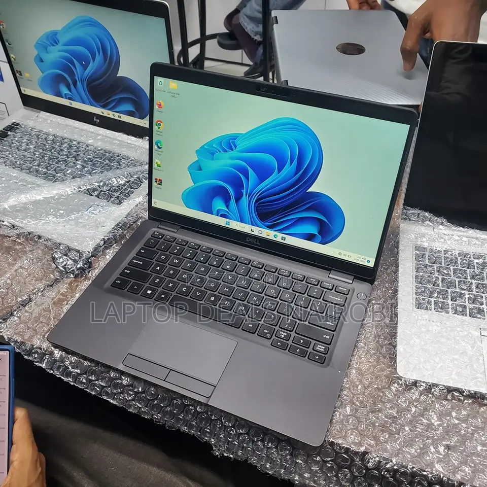 Laptop Dell Latitude 5300 8GB Intel Core I5 SSD 256GB