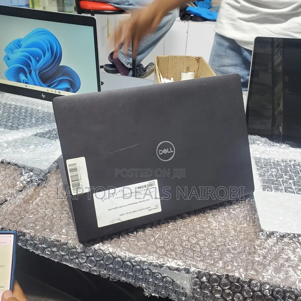 Laptop Dell Latitude 5300 8GB Intel Core I5 SSD 256GB