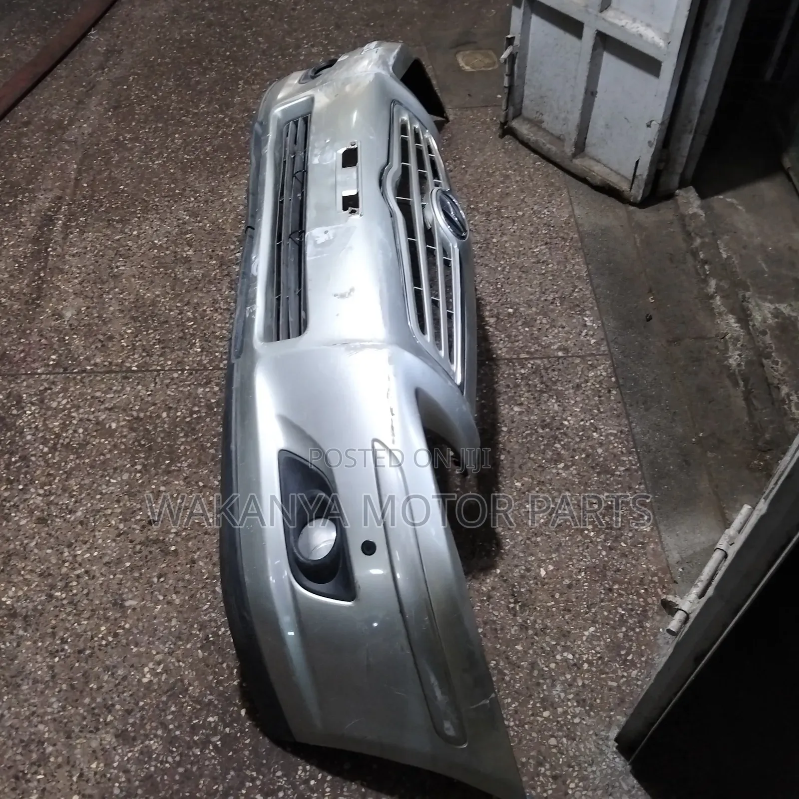 Toyota Avensis 2006/2007/08 Front Bumper Complete With Fogs