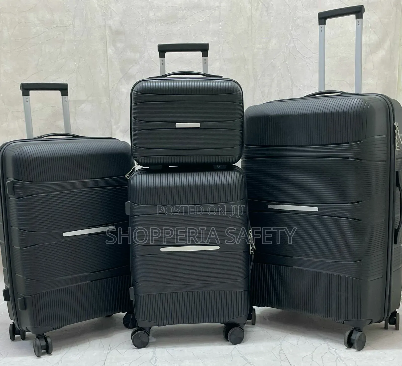 4in1 Unbreakable Luxurious Suitcase Fibre