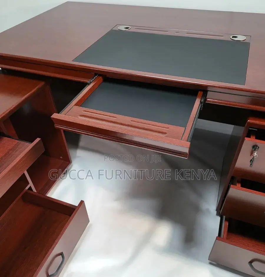 Office Tables:Mahogany Executive Office Desk With Pedestal