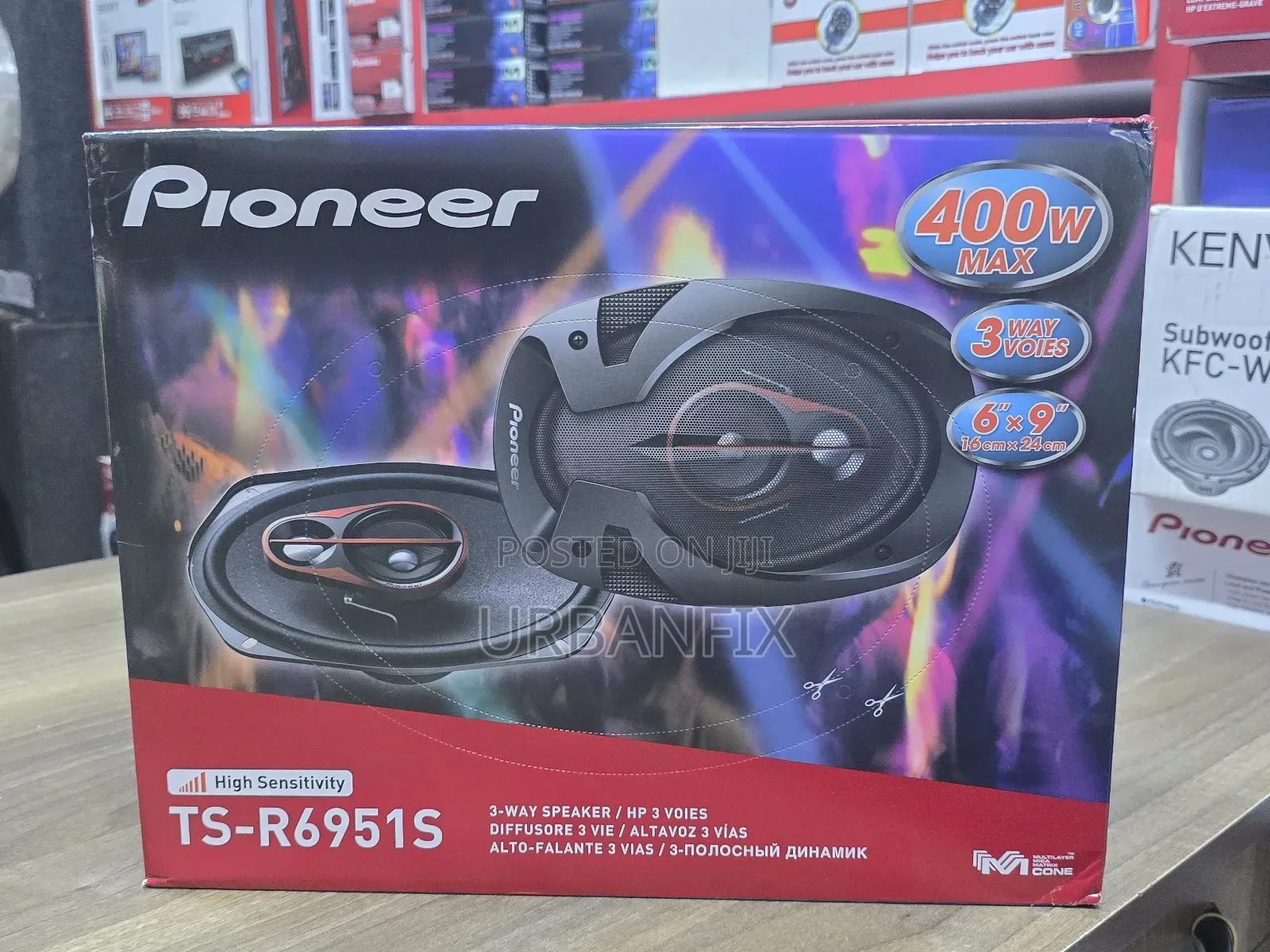Pioneer Ts-R6951s 400watts 6 by 9 Oval Midrange Speakers