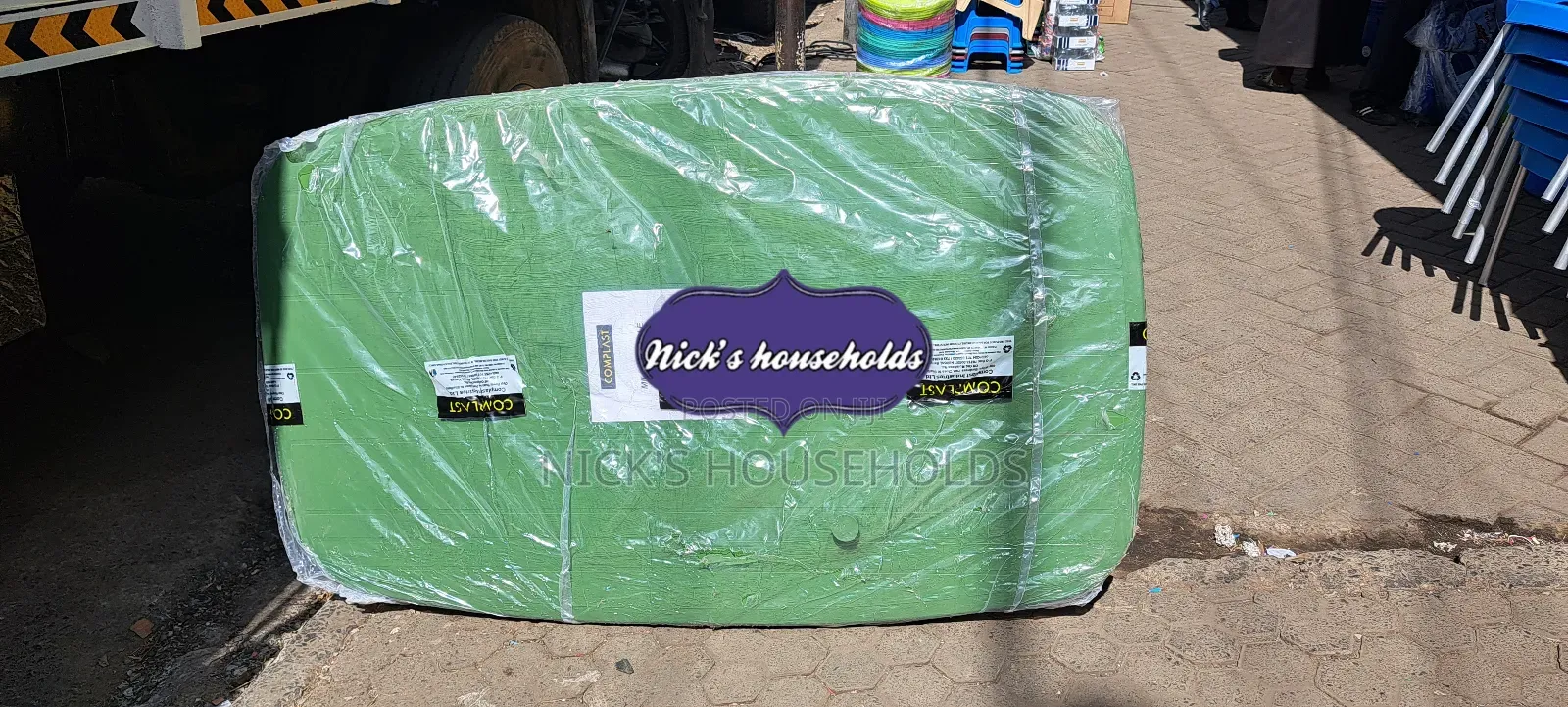 Affordable Rectangle Plastic Table With Heavy Duty Legs