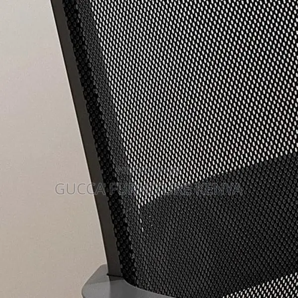 Office Chairs:Ergonomic High Back Meeting Room Office Chair