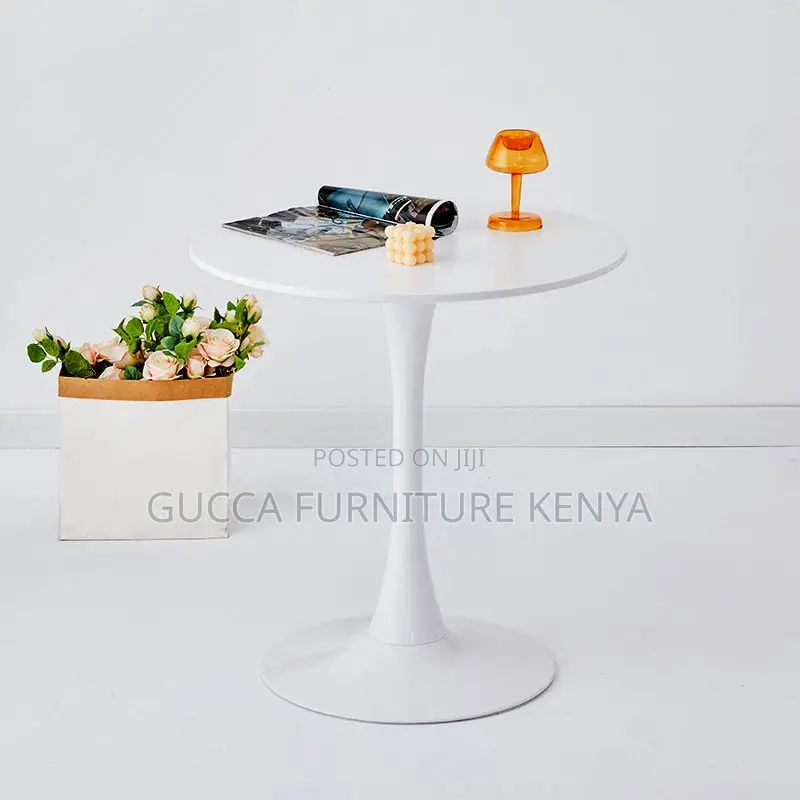 Coffee Tables:Casual Standard Round Dining Table for Office