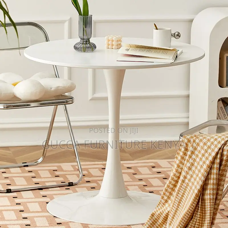 Coffee Tables:Casual Standard Round Dining Table for Office