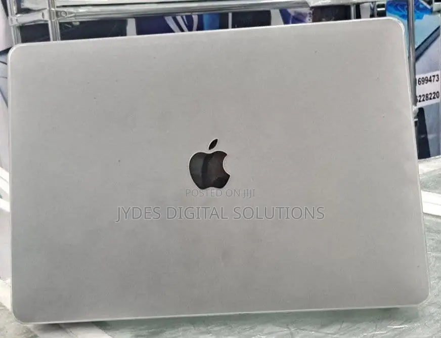 Laptop Apple MacBook Pro 2018 16GB Intel Core I7 SSD 256GB