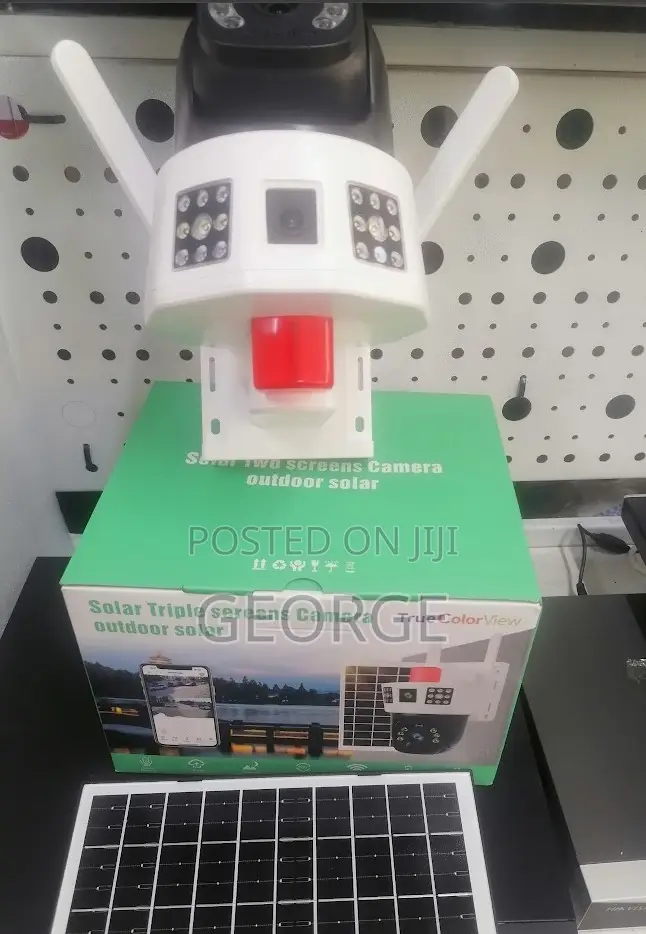 Simple to Install Dual Lens 4g Smart Solar Camera With Siren