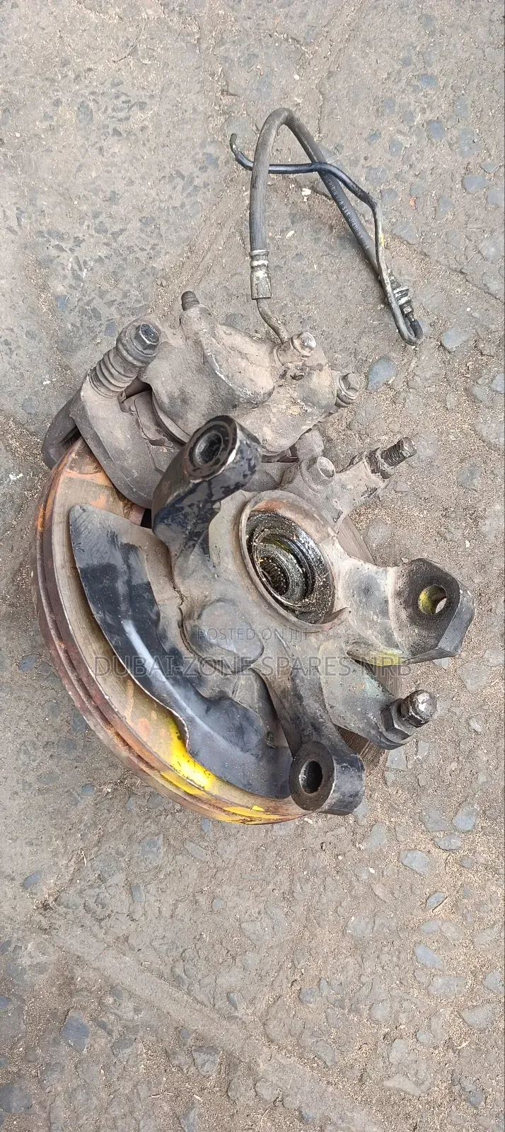 Nissan Hardbody 4-Wheel Drive Hubs.