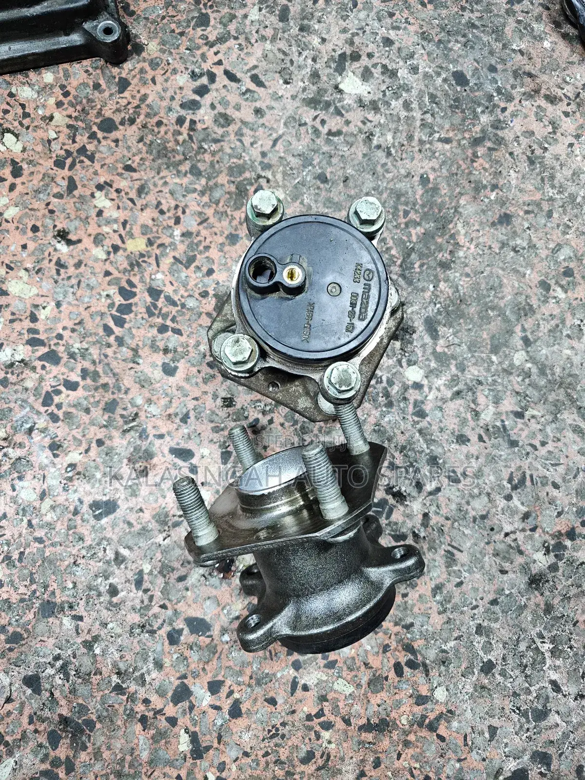 Rear Hub Mazda Demio 2015