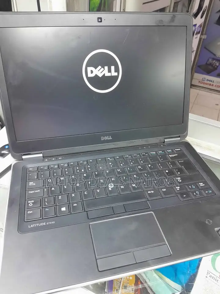 Laptop Dell Latitude 7440 8GB Intel Core I5 SSD 256GB