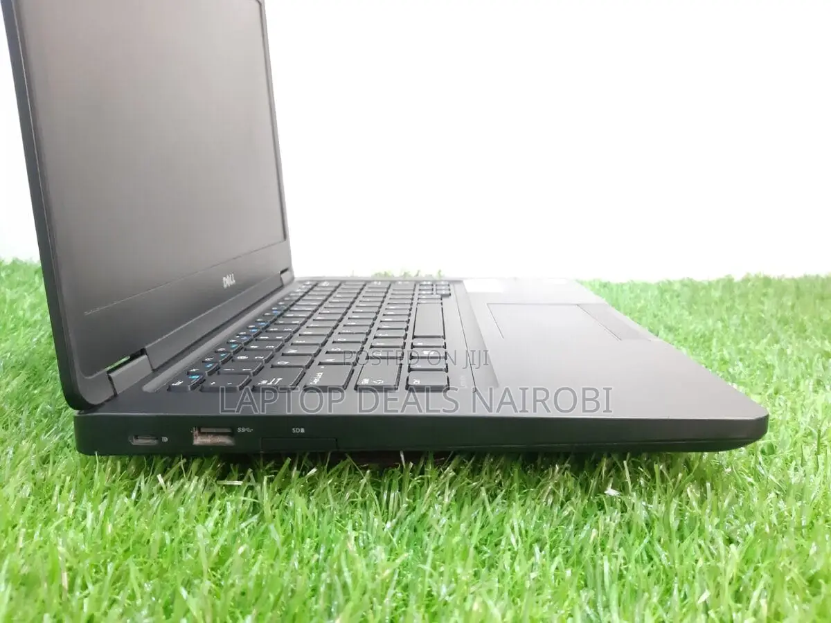 Laptop Dell Latitude 5490 16GB Intel Core I7 SSD 256GB