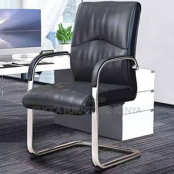 Office Chairs:Boardroom Style Leather Chair With Fixed Arms