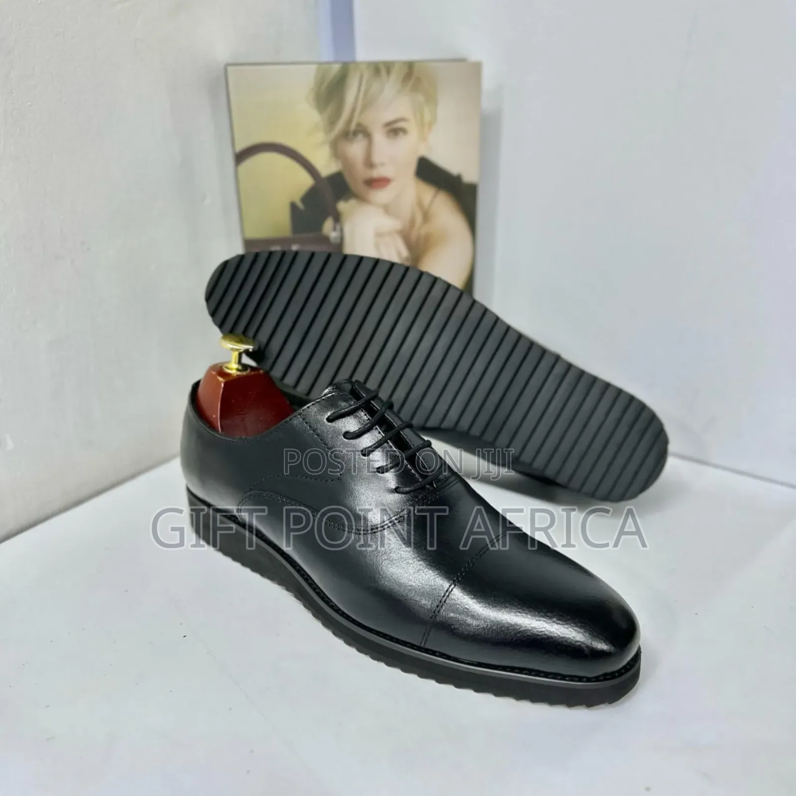 Official Leather Shoes With Rubber Sole
